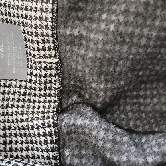 Zac & Rachel Missy Houndstooth Fleece Leggings - Picture 5 of 6
